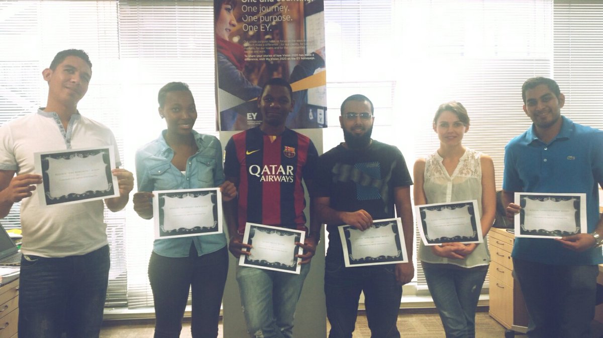 pri_pillay's tweet photo. Our hardworking seniors! #EmployeeRecognition @EY_Africa https://t.co/turrbAhM8k