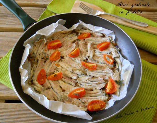 mielefarina's tweet photo. #Alicigratinate in padella #secondodipesce leggero e nutriente #Gialloblogs #pesceazzurro
https://t.co/uY2vFyBJnY https://t.co/fxKwRjTQJA