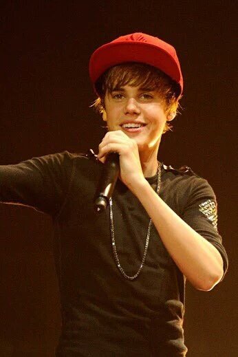 alferinaf's tweet photo. #5YearsOfNeverSayNever https://t.co/mdYFhfx0YY