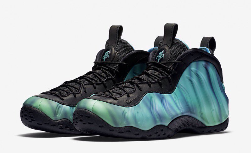 99er_kicks's tweet photo. NIKE AIR FOAMPOSITE ONE - NORTHERN LIGHTS release today for $250 https://t.co/UayTANDD7q