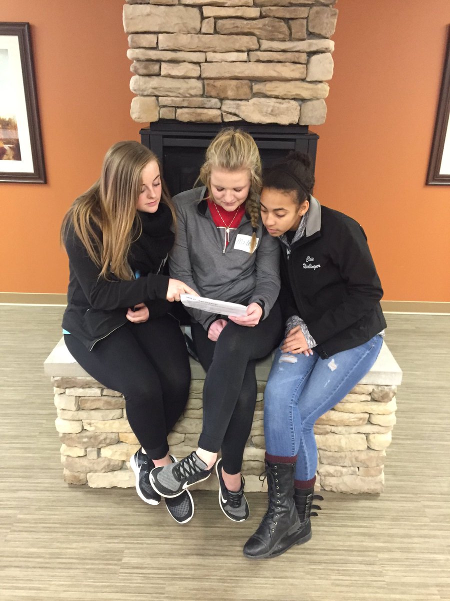 MarionHardingTI's tweet photo. Some staff studying our schedule for the day!! https://t.co/aHWyTwaQwc