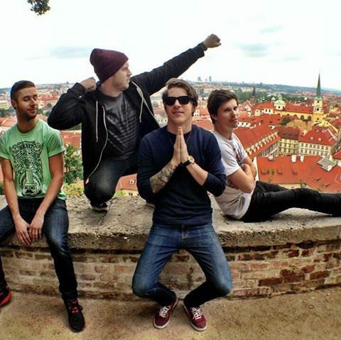 OLNBrazil's tweet photo. My heroes ♥ https://t.co/JENbfRJjLf