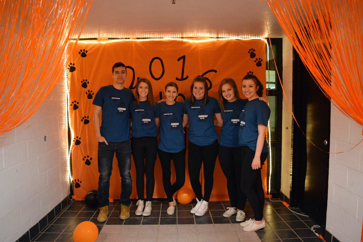 SENIORSBHS2016's tweet photo. https://t.co/LrRR9J1wY6