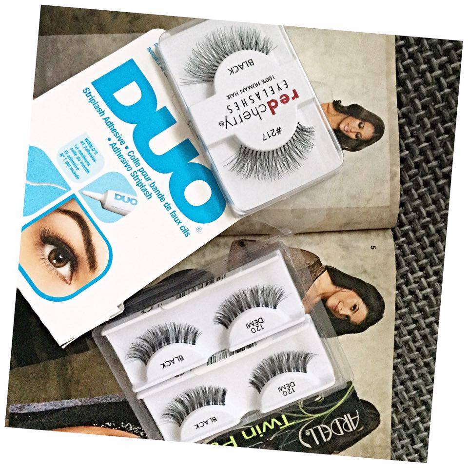 giorgianalia's tweet photo. New #lashes!can't wait to try them! @RedCherryLashes @Ardell_Lashes Gene false din par natural!#genefalse #eyelashes https://t.co/NEtYLOweqW
