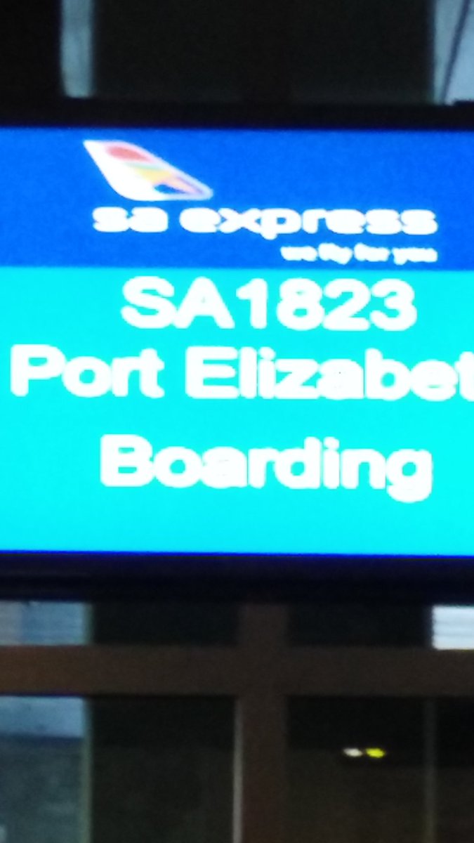 Louwpr's tweet photo. Thank you @flySAExpress 4 being worse airline.Delayed for 1-30hours and having stupid excusses.@flySAA_US @flysaa https://t.co/dklpHgQ6Jk