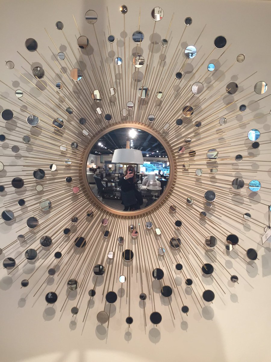 JaneBatesIntDes's tweet image. Mirror mirror on the wall...@BakerFurniture this is one of my favourite designs