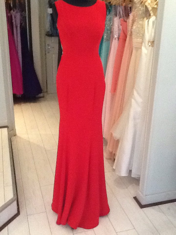 pickard71's tweet photo. #piamichi #prom  #pageant  #stunning https://t.co/JiQwnjKMjQ