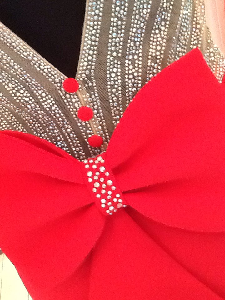 pickard71's tweet photo. #piamichi #prom  #pageant  #stunning https://t.co/JiQwnjKMjQ