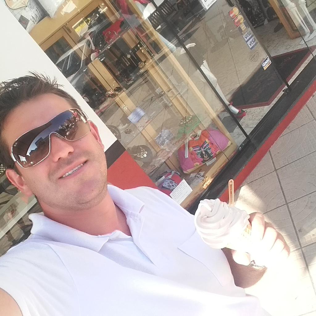 8570a14ac4394e2's tweet photo. Um sorvetinho que eu mereço!!!
#TopDez imóveis https://t.co/pt80vY0KEa