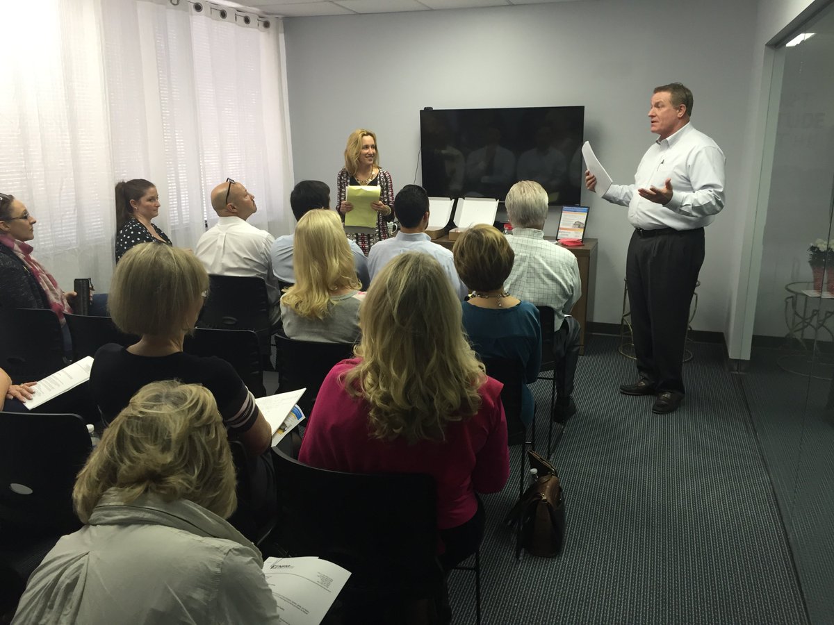 JaneFloyd_NFM's tweet photo. Start Gold Presentation with Florida Executive at our North Tampa Office! #helpingagentsmakemoney #keystosuccess https://t.co/kLsbdr1Zs7