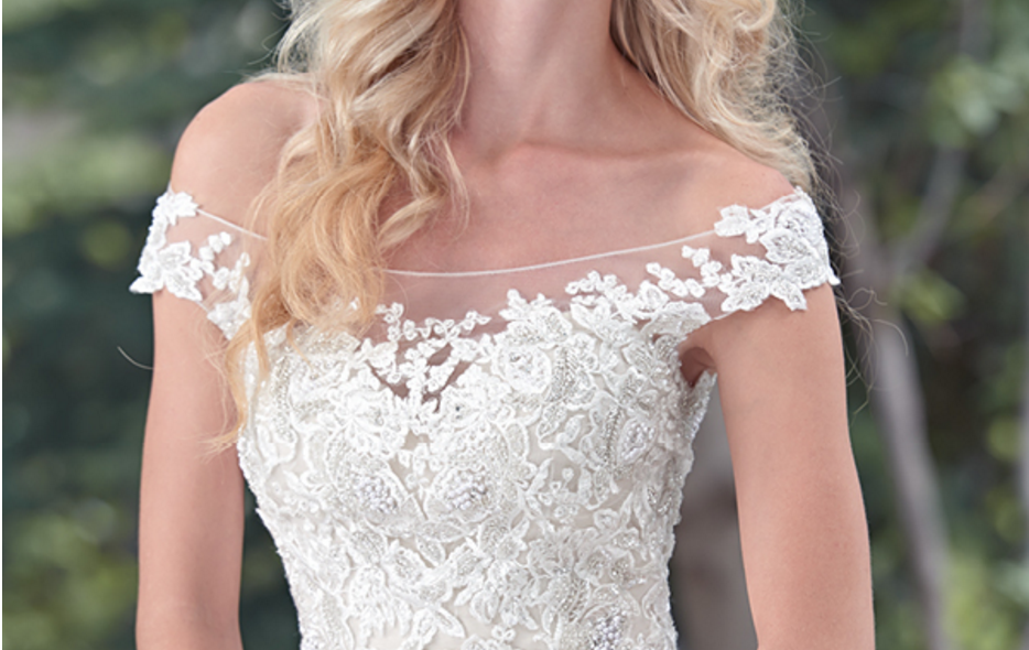 stylemepretty's tweet photo. Find your dream wedding dress in @maggiesottero's newest Lookbook collection! More here: https://t.co/lcXX2fCiYm https://t.co/B3UThbIjdr