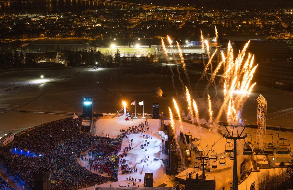 Fireworks explode over the Opening Ceremony of #Lillehammer2016 🔥🎆