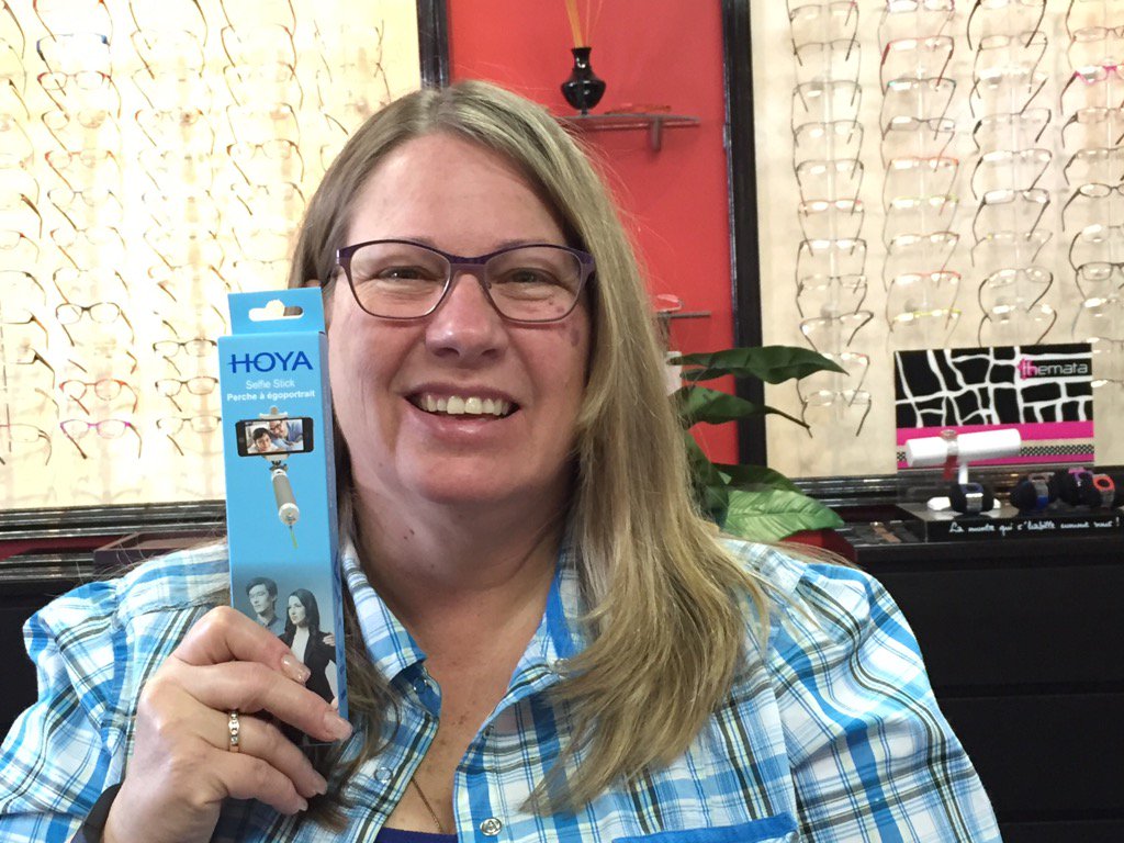 ImpressiveEye's tweet photo. Joyce picked up her iDLifestyleswhich entered her into our draw for free lenses @HoyaCanada #hoyapictureperfect https://t.co/Vp7n4yKEYY