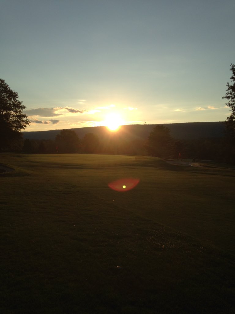 WarriorRun_Golf's tweet photo. Golf weather is much wanted these days https://t.co/CVvpIMQV2n