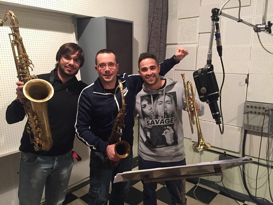 JuantxoSkalari's tweet photo. #LondonStudioSession recording at #ToeRagStudios #London #vintagerecording Great with the producer #LiamWatson !!! https://t.co/cPXWD2cUnL