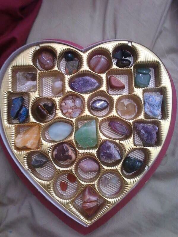 JoeyGraceffa's tweet image. Dear Valentine. I don't want a box of chocolates instead could you get me a box of... ❤️