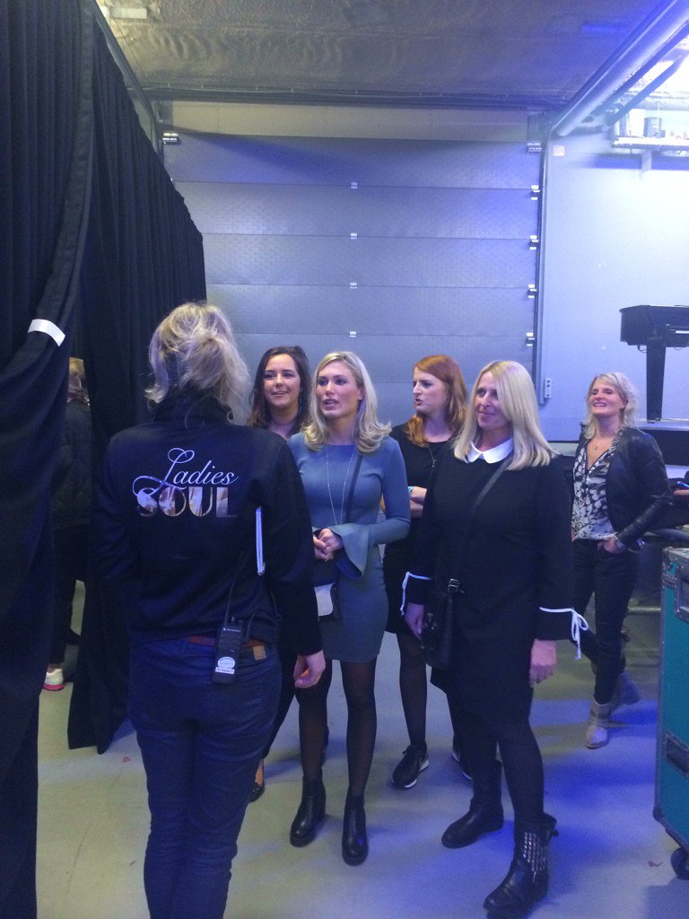De winnaressen krijgen een tour backstage @LadiesofSoul_NL! Over een paar uur barst het los.