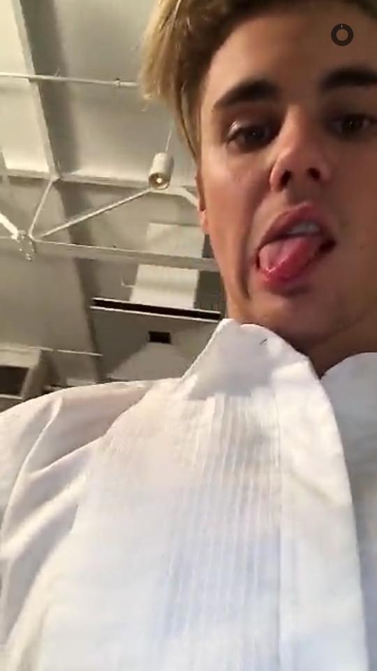 bieberordead's tweet photo. ÇOKLU ATIYRM RT
#IsItTooLateToComeToTurkeyJustin https://t.co/PWJ9s8INTv