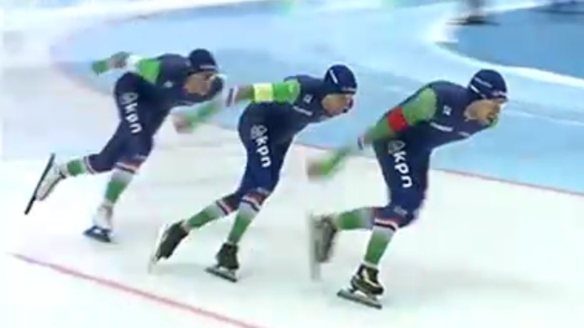 SchaatsMedia_NL's tweet photo. Nederlandse heren worden overtuigend WERELD KAMPIOEN !!
Wat een opper-bazen!
#wkafstanden #kolomna #stroetinga https://t.co/TyUFKMTXZm