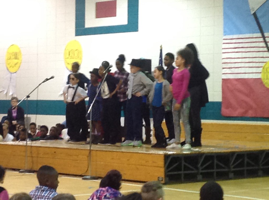 MrsFolkerTCE's tweet photo. I'm so proud of my former first graders! Fifth grade program. https://t.co/63o2YRfgUM