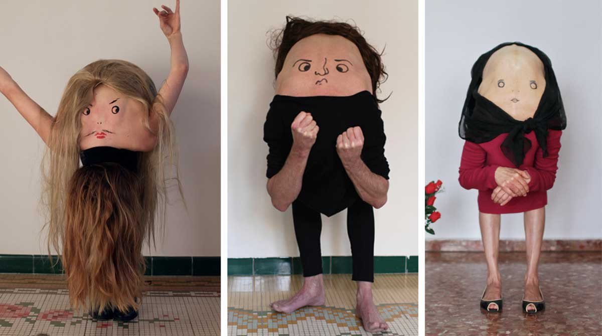 Upsocl's tweet image. Este fotógrafo transforma a la gente en divertidas criaturas dibujando rostros en sus esp... upsocl.com/creatividad/es…