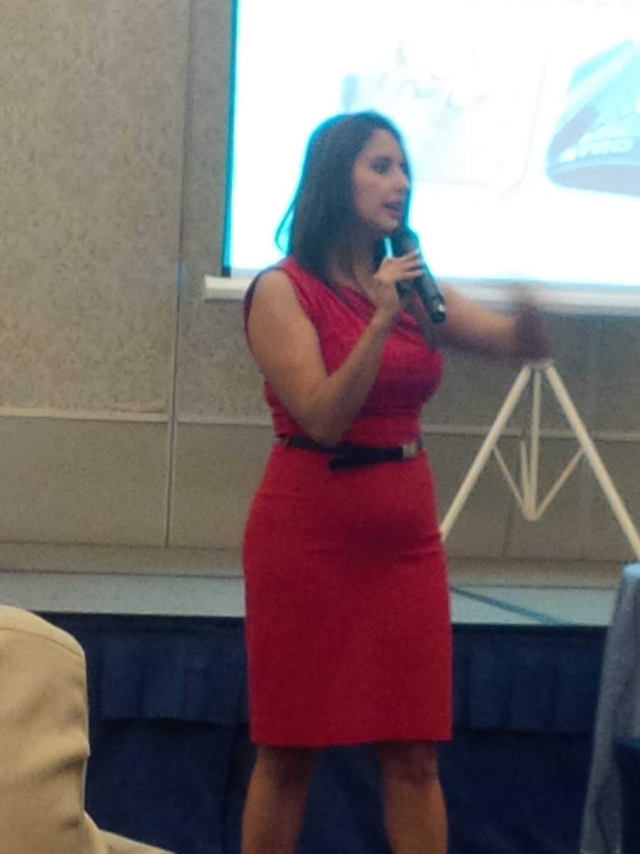 LACorvera's tweet photo. @PeqCerdoCap #SofiaMacias en #Villahermosa #segurosyfianzas @AMASFACTabasco https://t.co/gTpC8NqdRc