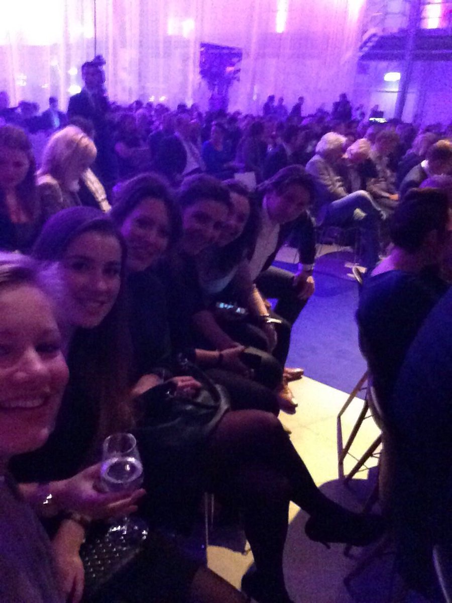 femkeramaker's tweet photo. Team D&amp;B zit klaar bij de @GoudenGiraffe om @pbboertje  aan te moedigen #spannend #oeuvreaward https://t.co/3jtgpp8KsI