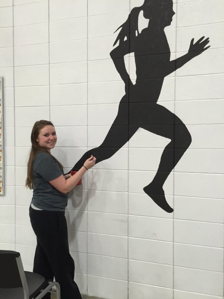 EHSNAHSJCONNER's tweet photo. Check out the mural Brittany Larson is painting at Discovery Intermediate!        @USD265_EHS @Brriitttttt https://t.co/RCZIZ55Cla