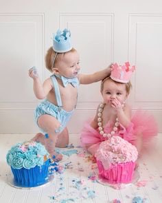 -laughing as I watch the twins as their party goes full swing- <a href="/ClaireRodRP/">Claire Rodriguez</a>