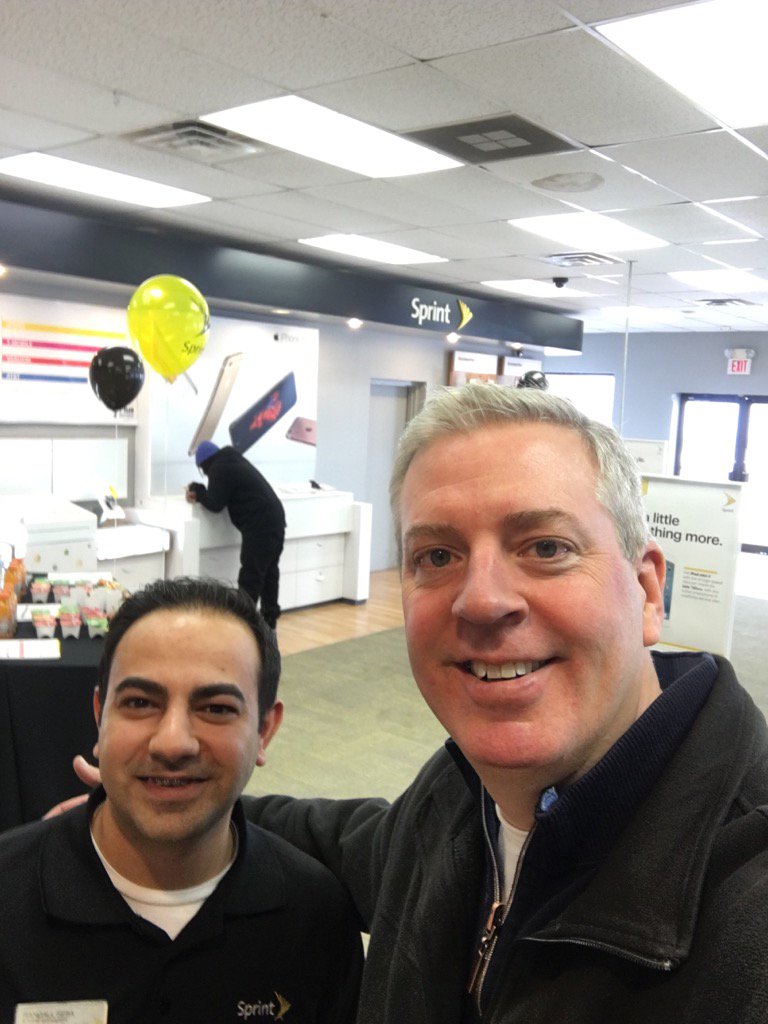 glenwflowers's tweet photo. Randall doing customer appreciation day at Redford store. Thx wireless revolution. @kevincrull @SprintMIKYIN https://t.co/KKmQZgy1GD