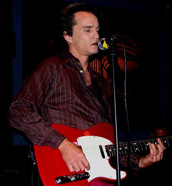 MusicToursNola's tweet photo. James Hall at The Mermaid Lounge. Oct. 1, 2004. Photo by @JasonSonge. https://t.co/UDs3YObWJ4