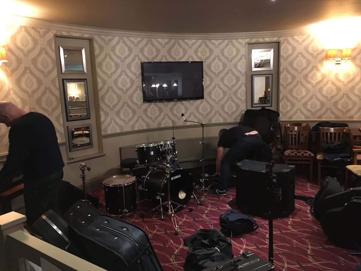 Rhythm_Dogs's tweet photo. Setup time. Join us at 9pm @MountTavern https://t.co/vRQNa6RH9P
