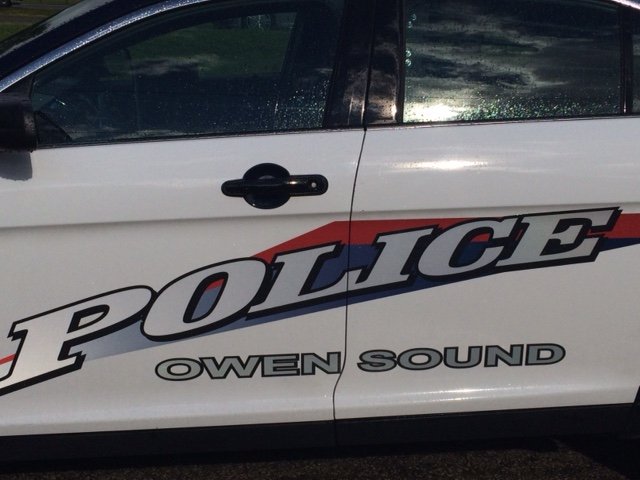 NewsBayshore's tweet photo. POLICE: Teenager faces charges for stealing items from vehicles in #OwenSound. https://t.co/SKx91AU5aX https://t.co/r3a5x1ynyx