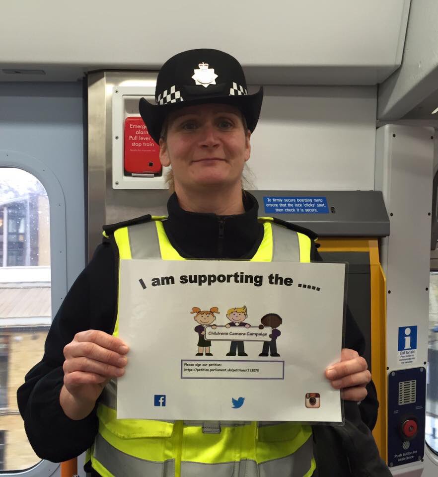 CameraCampaign1's tweet photo. Support from lots of different people- here is a local police officer showing her support for the campaign https://t.co/vutfjx3GrT