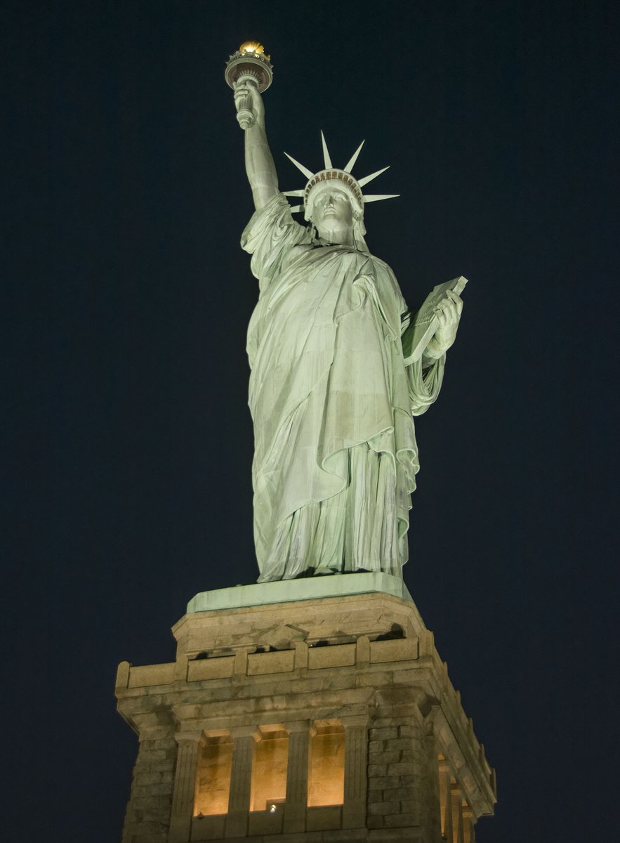 Embedded twitter photo