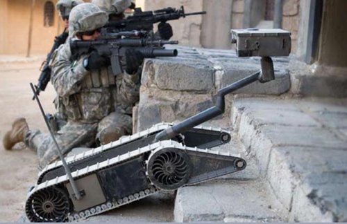 With bots like this &amp; a #militarydiscount, <a href="/iRobot/">iRobot</a> supports #military. #Deployed &amp; at home: go.id.me/iRobot