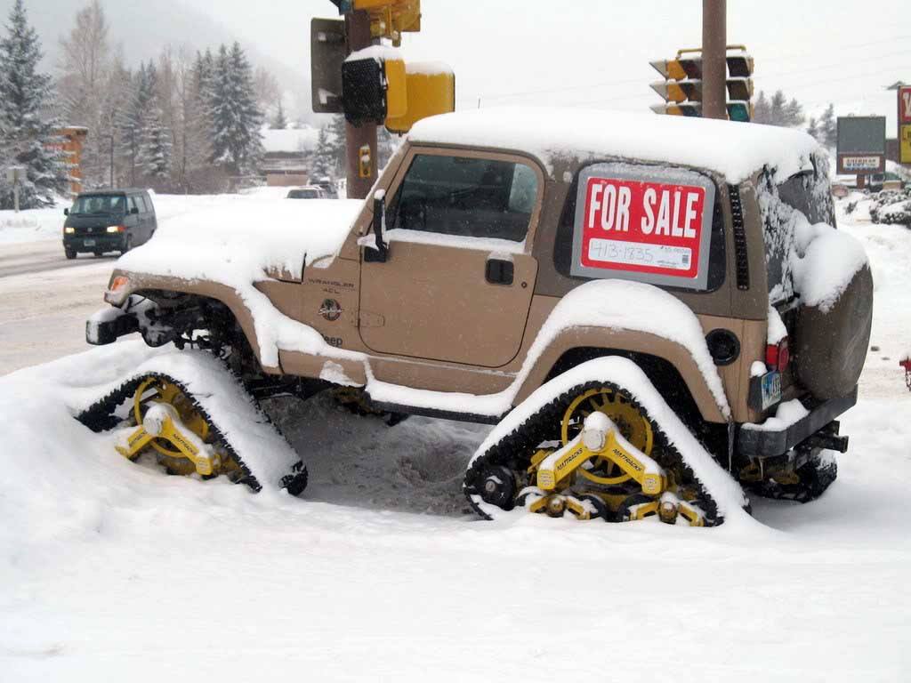 chrisduketv's tweet photo. And why should I NOT buy this? #DukeWantsTracksNOW #Jeep #JeepLife #JeepTracks #4x4 #snow #Jeep4x4 https://t.co/8seLPsh9ow