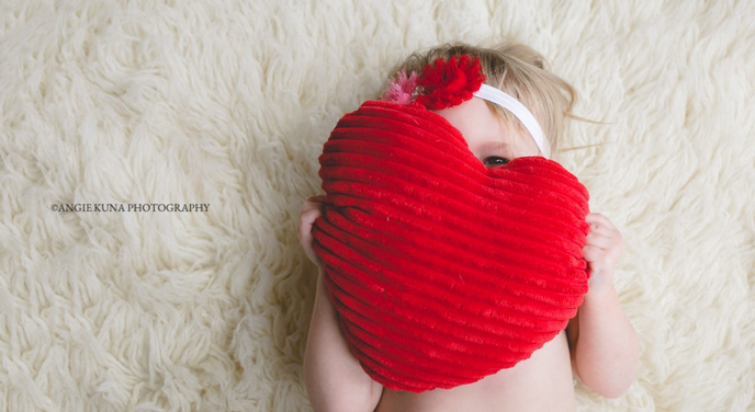 SimplyColorLab's tweet photo. 10 Valentines shots that one must capture during the season of love. #valentines #love https://t.co/SK29R8l1YF https://t.co/I8EWFrpcRJ