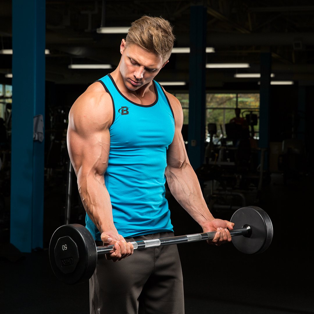 THEBodySpace's tweet photo. RT if you're hitting arms today! #tgif #bestself https://t.co/PIKp0myVwn