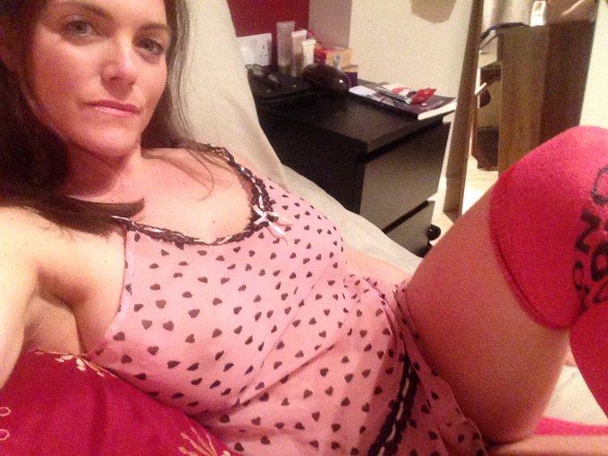 Ready for our love in on webcam? #Hearts #Valentines live now @ https://t.co/Ef9gHdvM5i https://t.co<a href="/tag/hearts"class="tags">#Hearts</a><a href="/tag/valentines"class="tags">#Valentines</a>