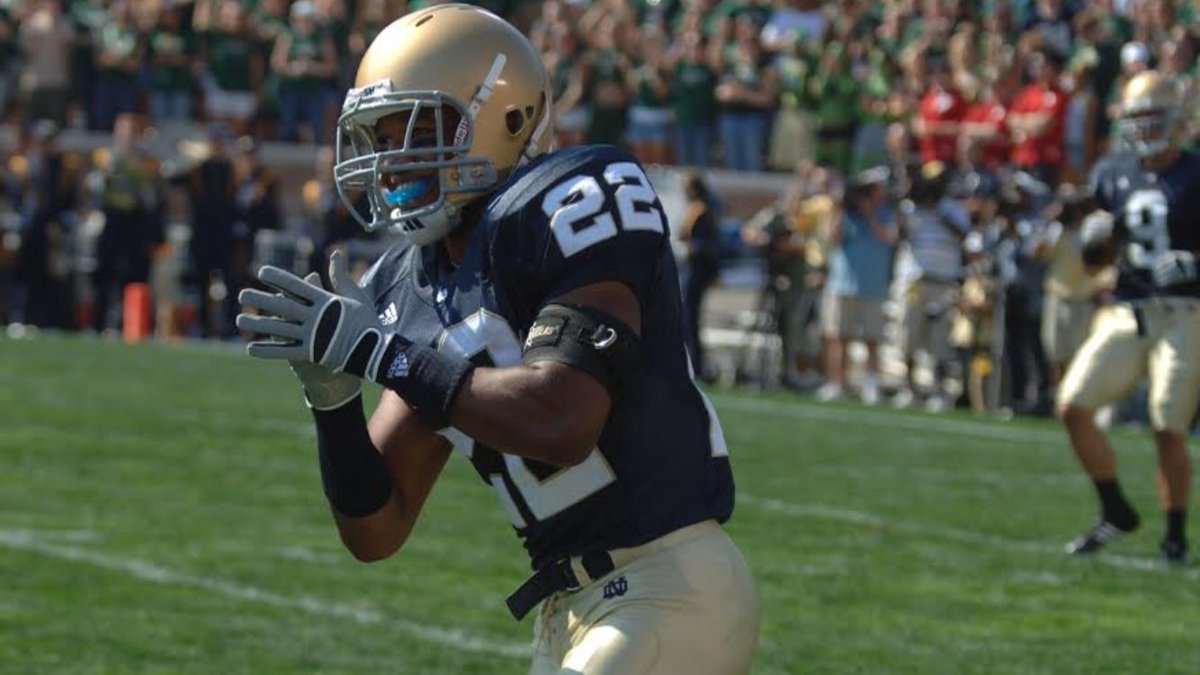 🎓 4 FOR 40 Friday

2007 Grad CB Ambrose Wooden
Finance Major &amp; 3x Letter Winner ☘

NOW: VP at Goldman Sachs (NYC)