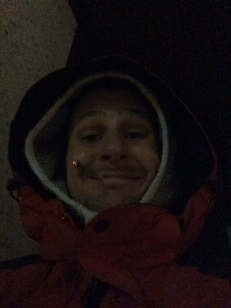 Jackblister's tweet photo. @LoicPayelle @to_ooone @AquelHeure @dag17100 @AnatoleU @JahTovo #prendresapetee #etcestpasfini #penseepourtigrou https://t.co/Mzl2cswaBy