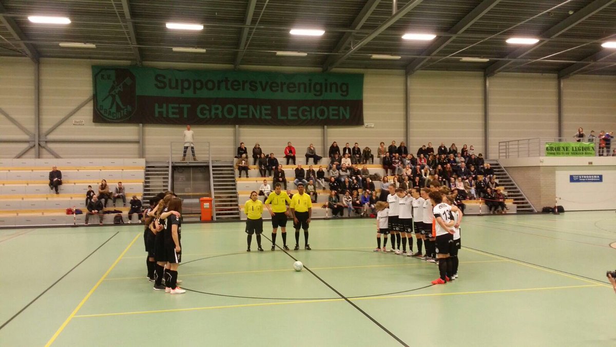 DFTda1's tweet image. Indrukwekkende minuut stilte ter nagedachtenis aan de vorige week plotseling overleden Leo Soeters #draosl