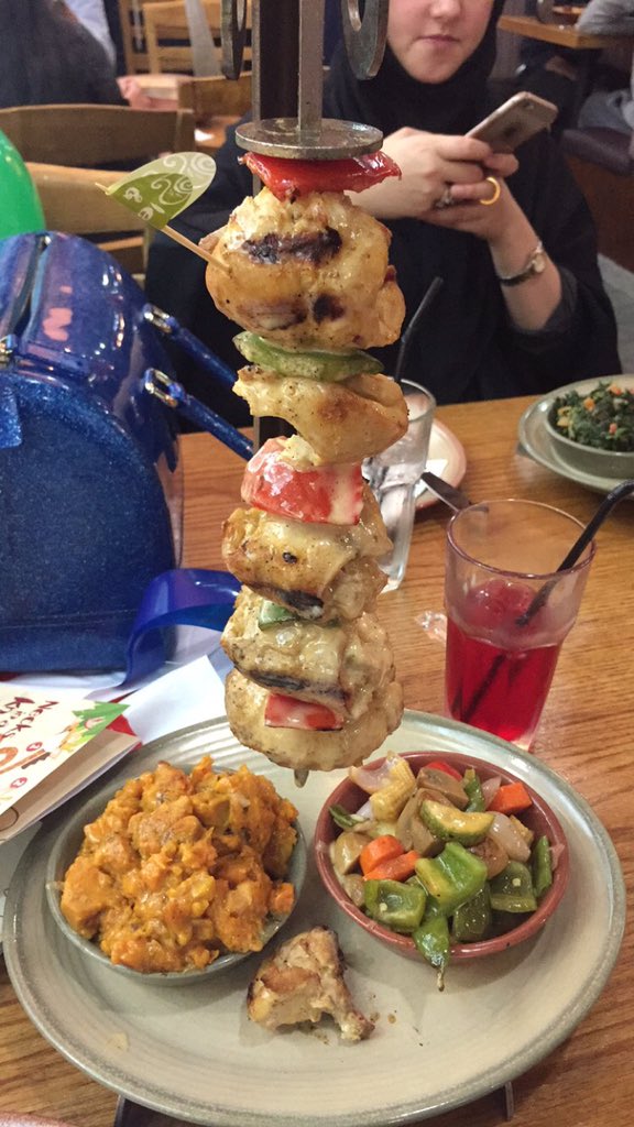 JasLahra's tweet photo. @NandosUK I need to know why isn't this sold in the UK?!😩😩😩 https://t.co/SCRmg7SFeb