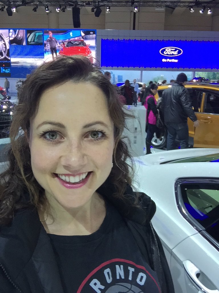 What car co loves <a href="/Raptors/">Toronto Raptors</a> and <a href="/MapleLeafs/">Toronto Maple Leafs</a> most &amp; wants to get you into the game? #CIAS2016 #yourmove #fansgofurther