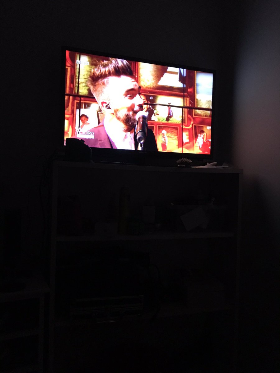 emma_baaaa's tweet image. #Victoires2016 👌 #KendjiGirac