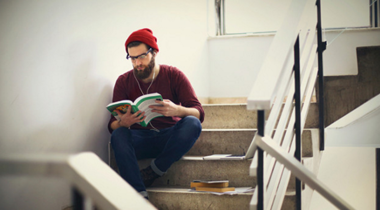 gnmdmag's tweet photo. Recomendaciones literarias para este #verano, q no acaba.Otro año para devorar papel https://t.co/eRIMAyjAWX #Libros https://t.co/QZFRgbUGXJ