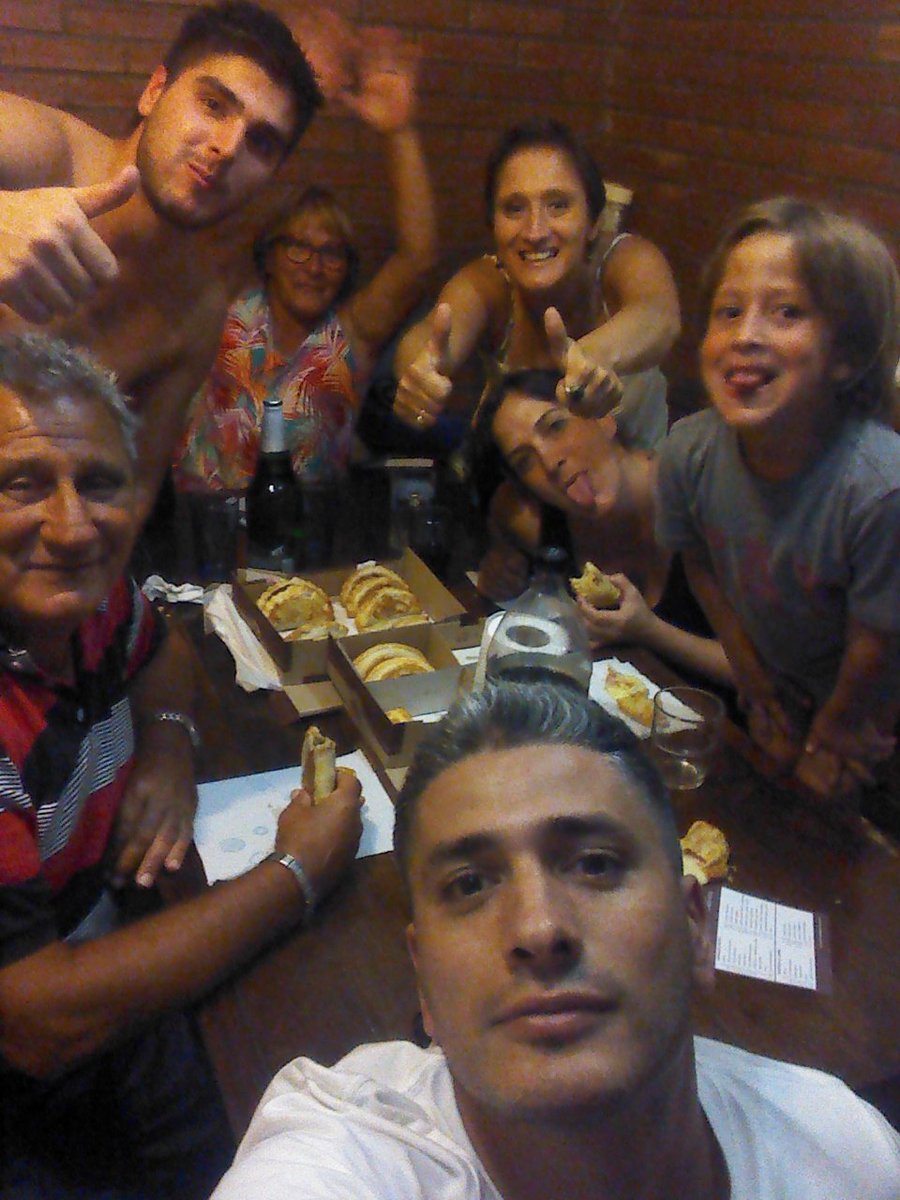 gr_1981's tweet image. Oplita esperamos q la pases genial te amamos ya lo sabes disfruta y para q no te olvides va esto #FunTimeFebrero2016