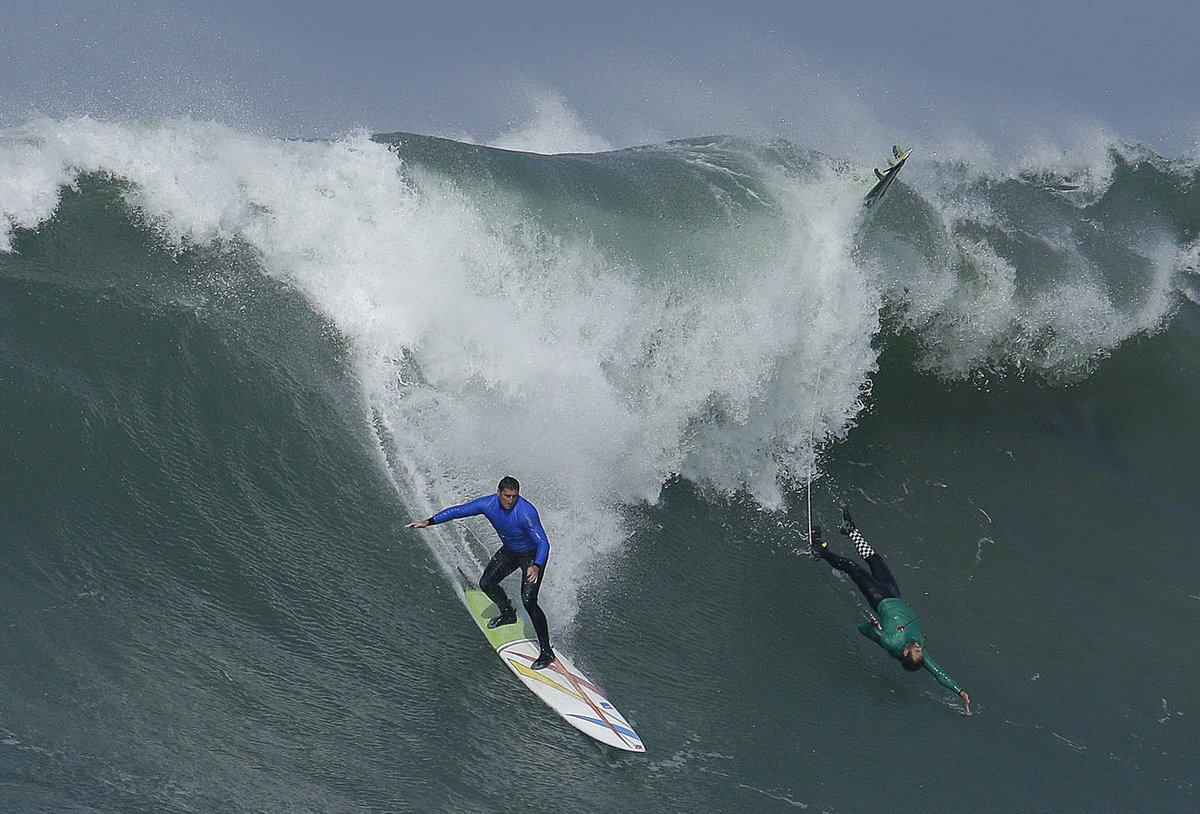CALivingTV's tweet photo. Congrats #NicLamb! โ@latimes: The #TitansofMavericks big-wave surfing competition https://t.co/jwel7rDnCw https://t.co/rvbviD4s0Rโ