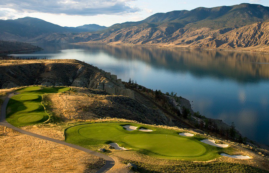KaneDCarpenter's tweet photo. Go behind the lens of some of golf’s most iconic photographs over @KingdomMag. https://t.co/1rj0HyJ88x https://t.co/chXY3XD7bz